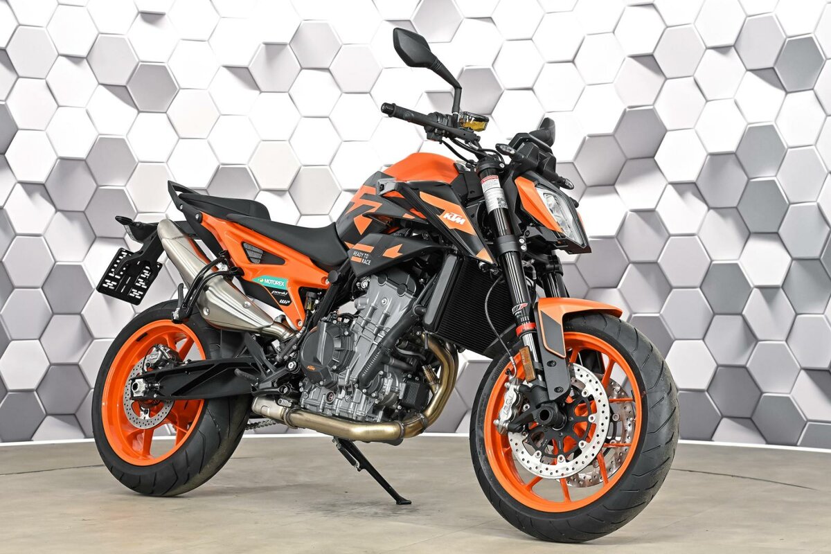 KTM 890 Duke