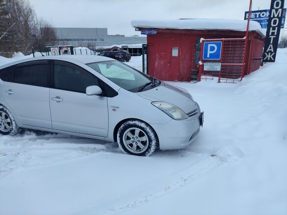 2009 Toyota Prius II Рестайлинг (XW20), серый, 1230000 рублей - вид 3