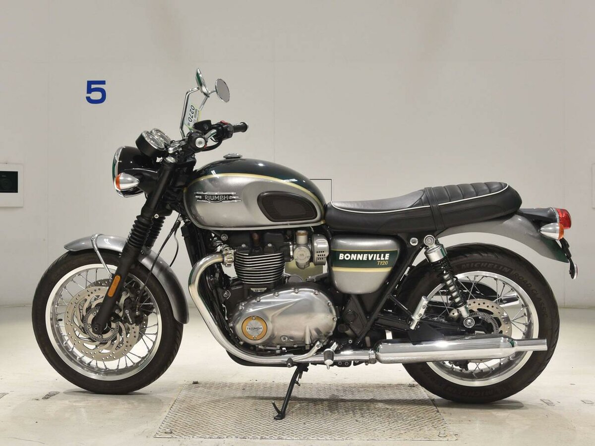 Triumph Bonneville T120