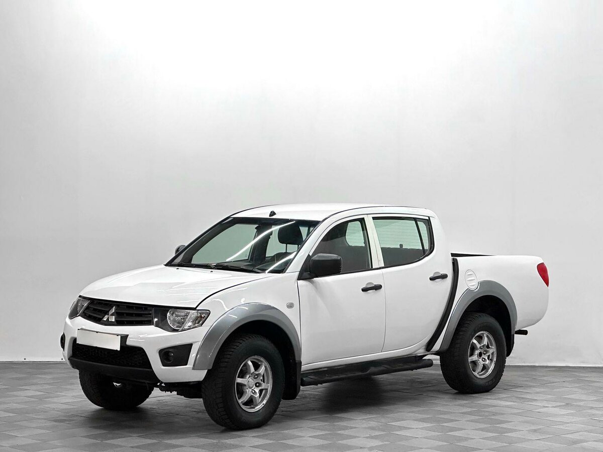 Mitsubishi L200 IV
