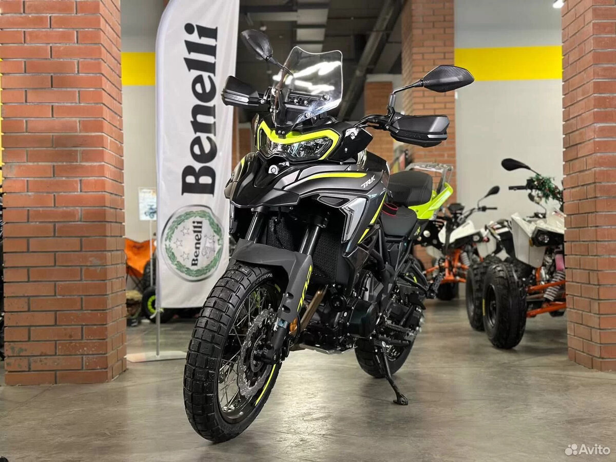 Benelli TRK 702 X
