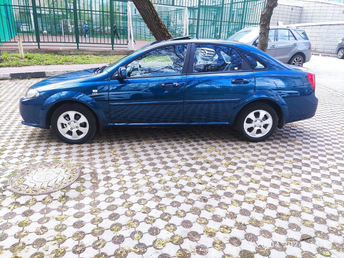 Купить б/у Chevrolet Lacetti I Рестайлинг 1.5 AT (106 л.с.) бензин ...