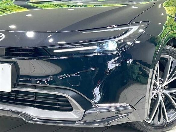 2025 Toyota Prius V (XW60), чёрный, 3670000 рублей - вид 8