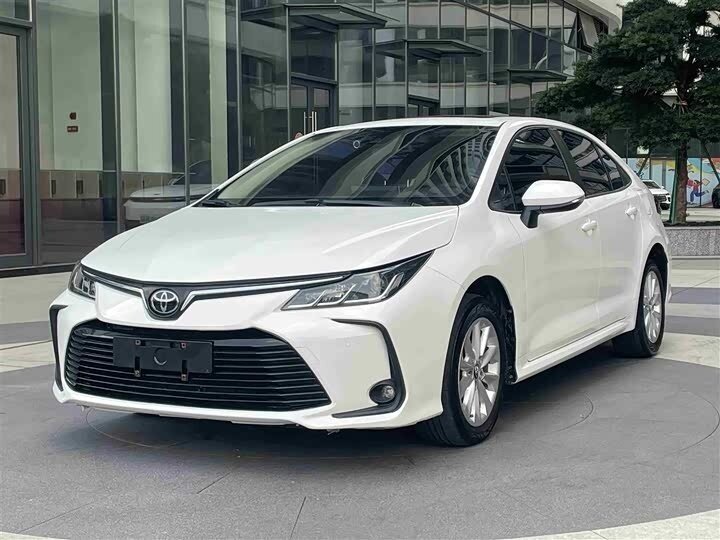 Toyota Corolla XII (E210)