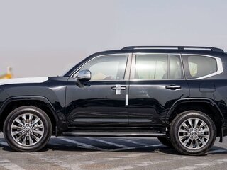 2026 Toyota Land Cruiser 300 Series, чёрный, 10999999 рублей, вид 4