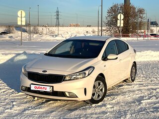 2019 Kia Cerato III Рестайлинг (Classic), белый, 1740000 рублей, вид 1