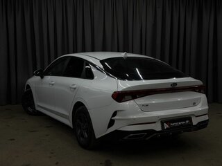 2021 Kia K5 III, белый, 1599999 рублей, вид 3