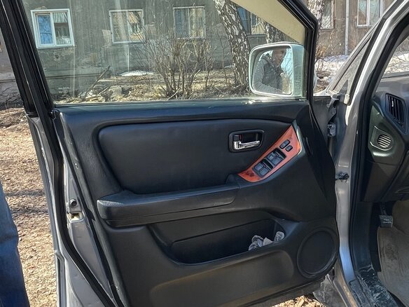 2002 Lexus RX 300 I, серебристый, 500000 рублей - вид 8