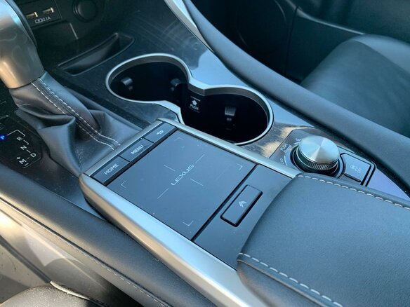 2020 Lexus RX 300 IV Рестайлинг, белый, 4450000 рублей - вид 17