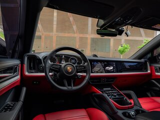 2024 Porsche Cayenne Coupé III Рестайлинг, чёрный, 15000000 рублей, вид 3