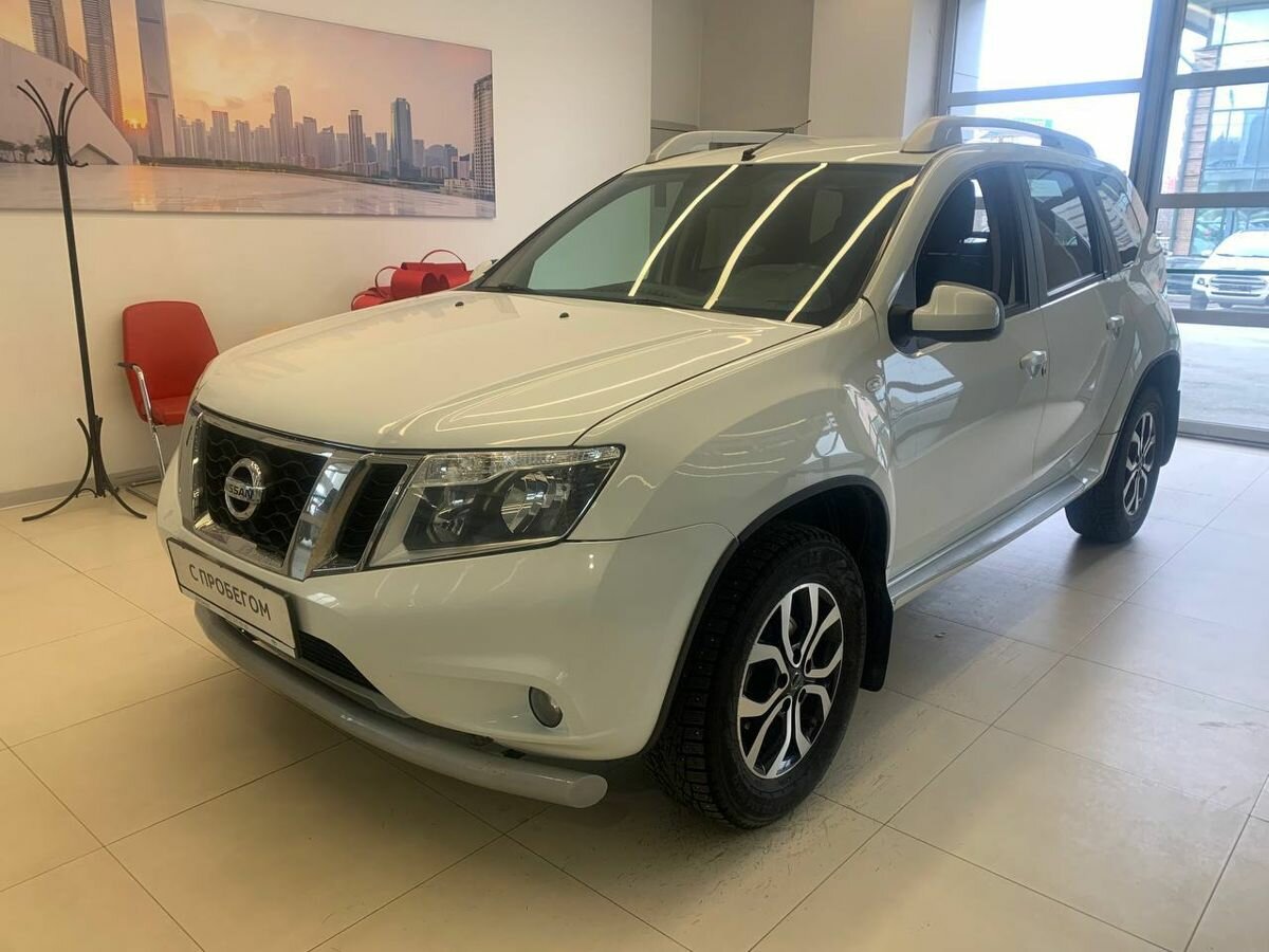 Nissan Terrano III (D10)