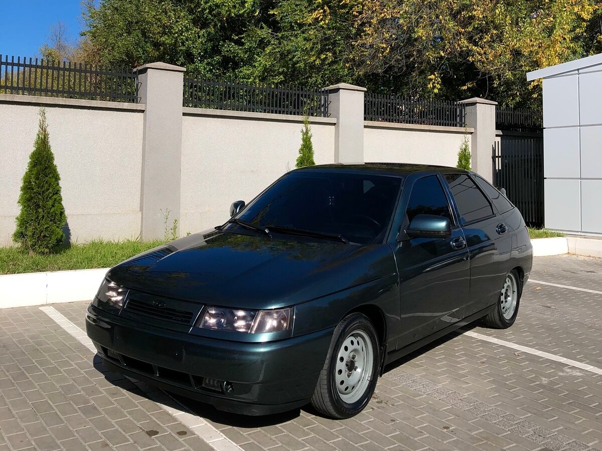 Купить б/у Lada (ВАЗ) 2112 1998-2009 1.6 MT (90 л.с.) бензин механика в ...