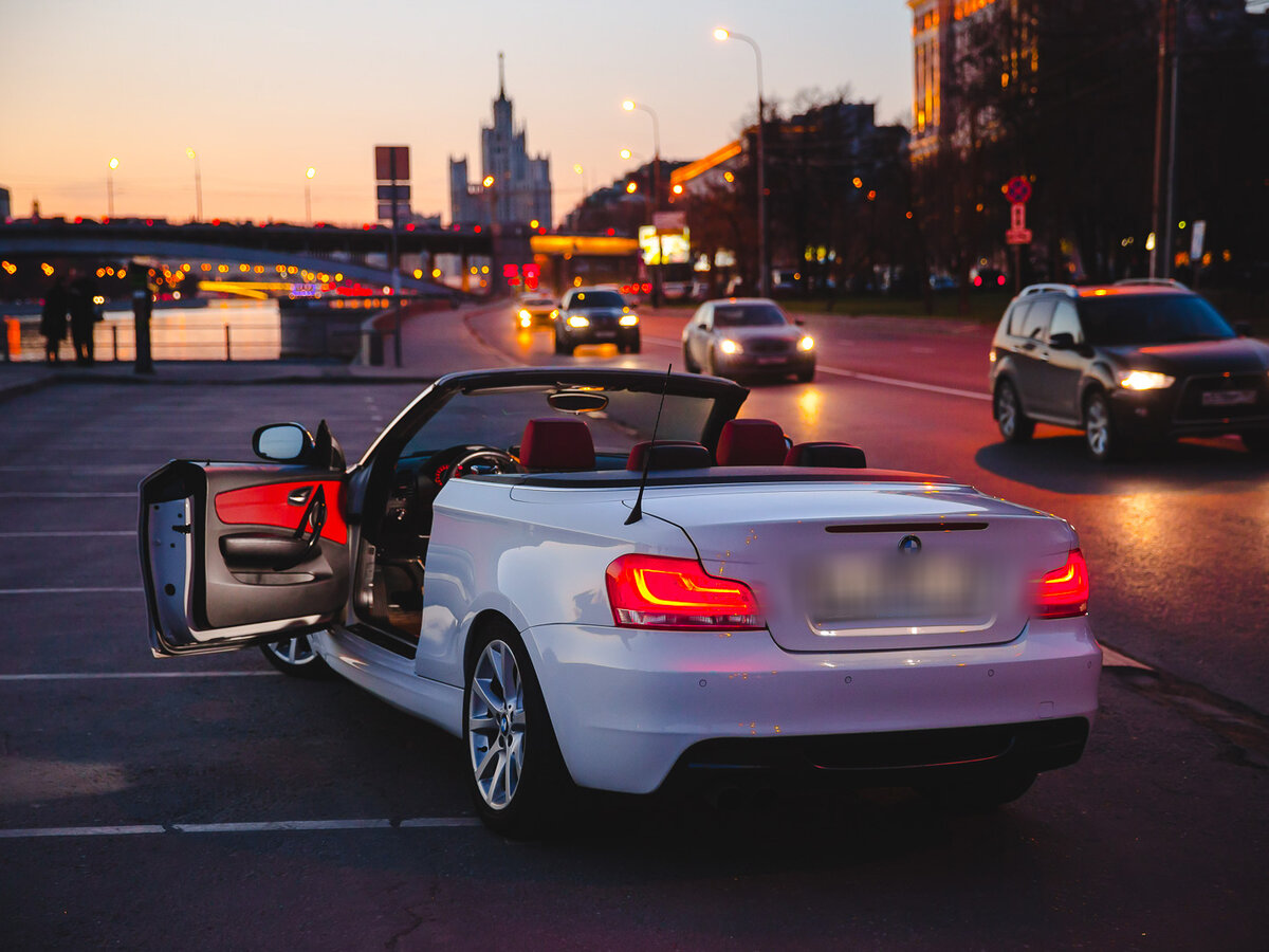 BMW 3 Series кабриолет белая