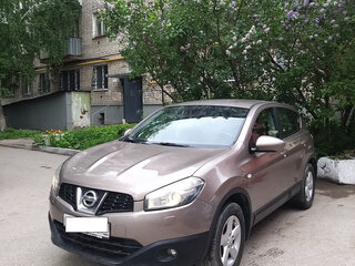 2011 Nissan Qashqai I Рестайлинг, коричневый, 750000 рублей, вид 1