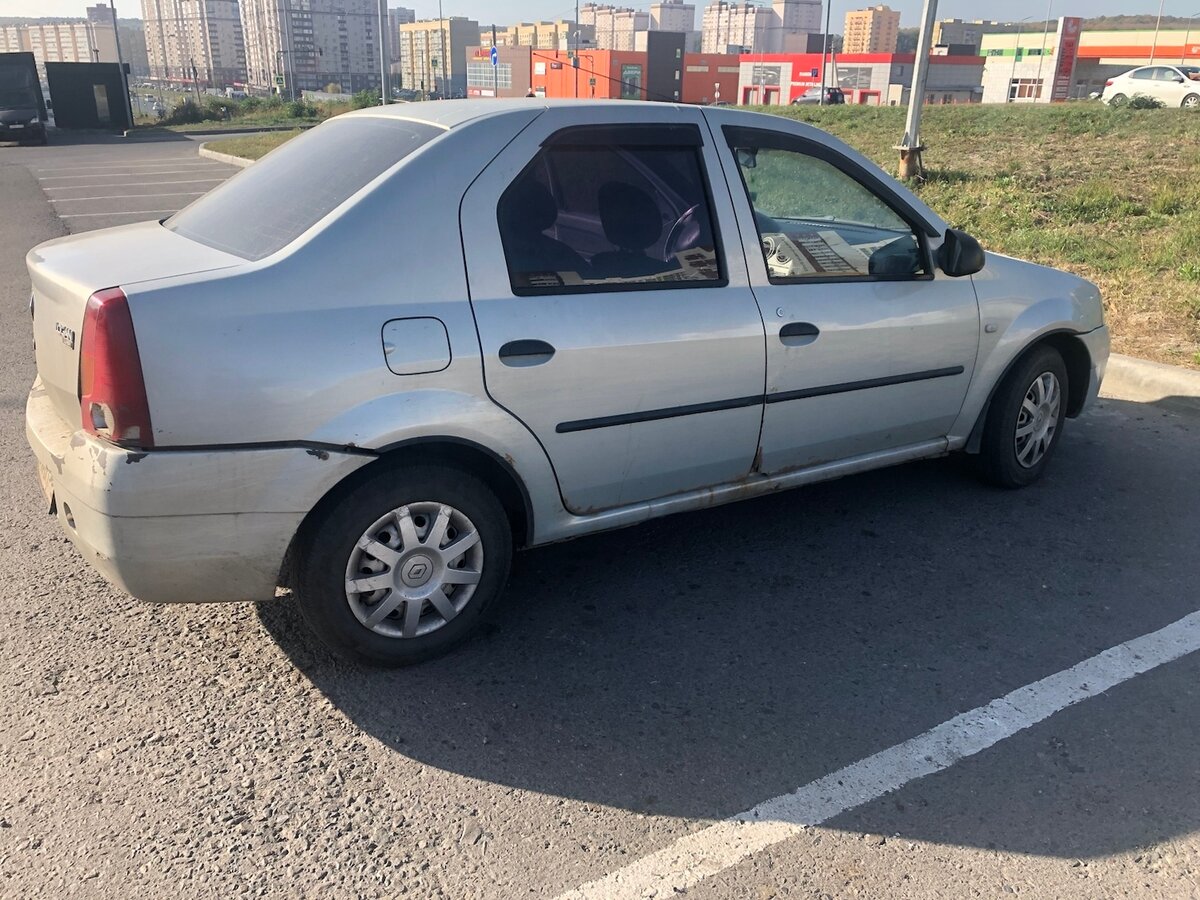 Купить б/у Renault Logan I 1.4 MT (75 л.с.) бензин механика в Пензе ...