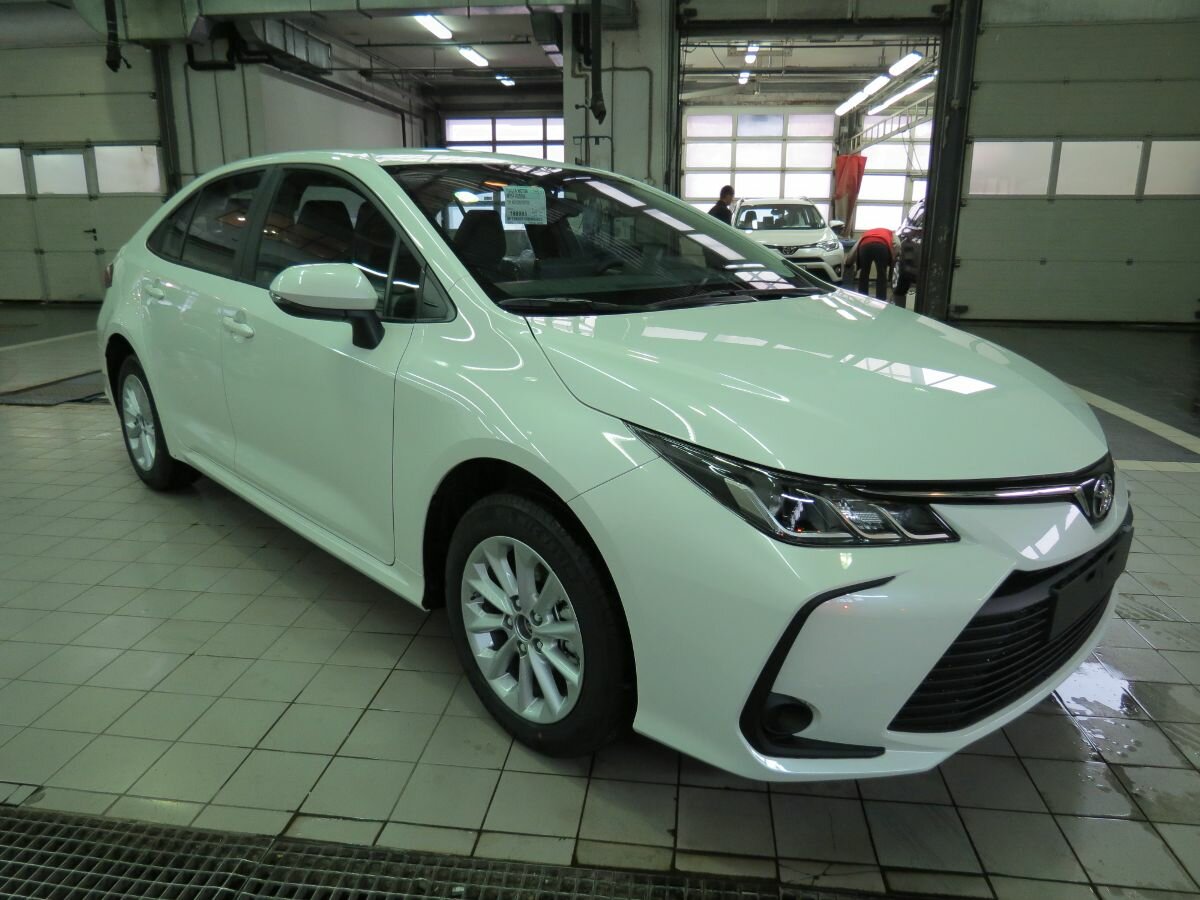 Фото новой Королла 2019