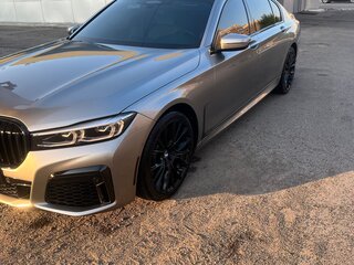 2021 BMW 7 серии Long 750Li xDrive VI (G11/G12) Рестайлинг, серый, 6600000 рублей, вид 1