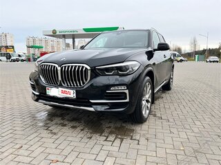 2020 BMW X5 40i IV (G05/G18), чёрный, 5000000 рублей, вид 1
