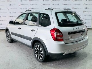 2025 Lada (ВАЗ) Granta Cross I Рестайлинг, серебристый, 1246000 рублей, вид 4