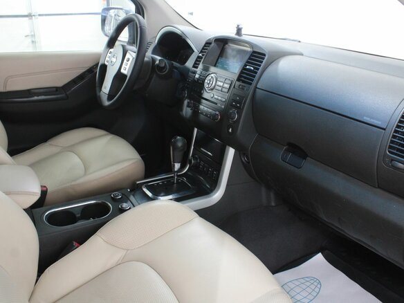 2012 Nissan Pathfinder III Рестайлинг, чёрный, 1385000 рублей - вид 9