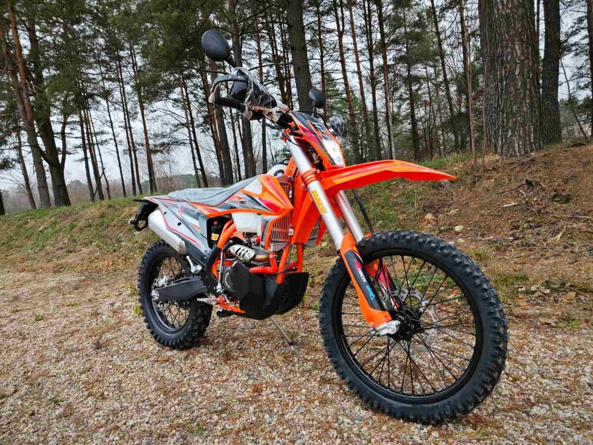 Regulmoto Crosstrec