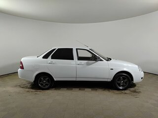 2018 Lada (ВАЗ) Priora I Рестайлинг, белый, 400000 рублей, вид 5