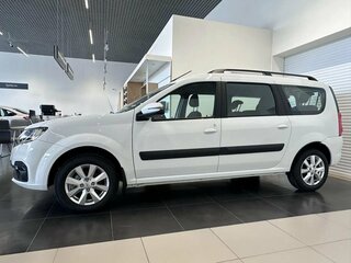 2025 Lada (ВАЗ) Largus I Рестайлинг, белый, 1892000 рублей, вид 5