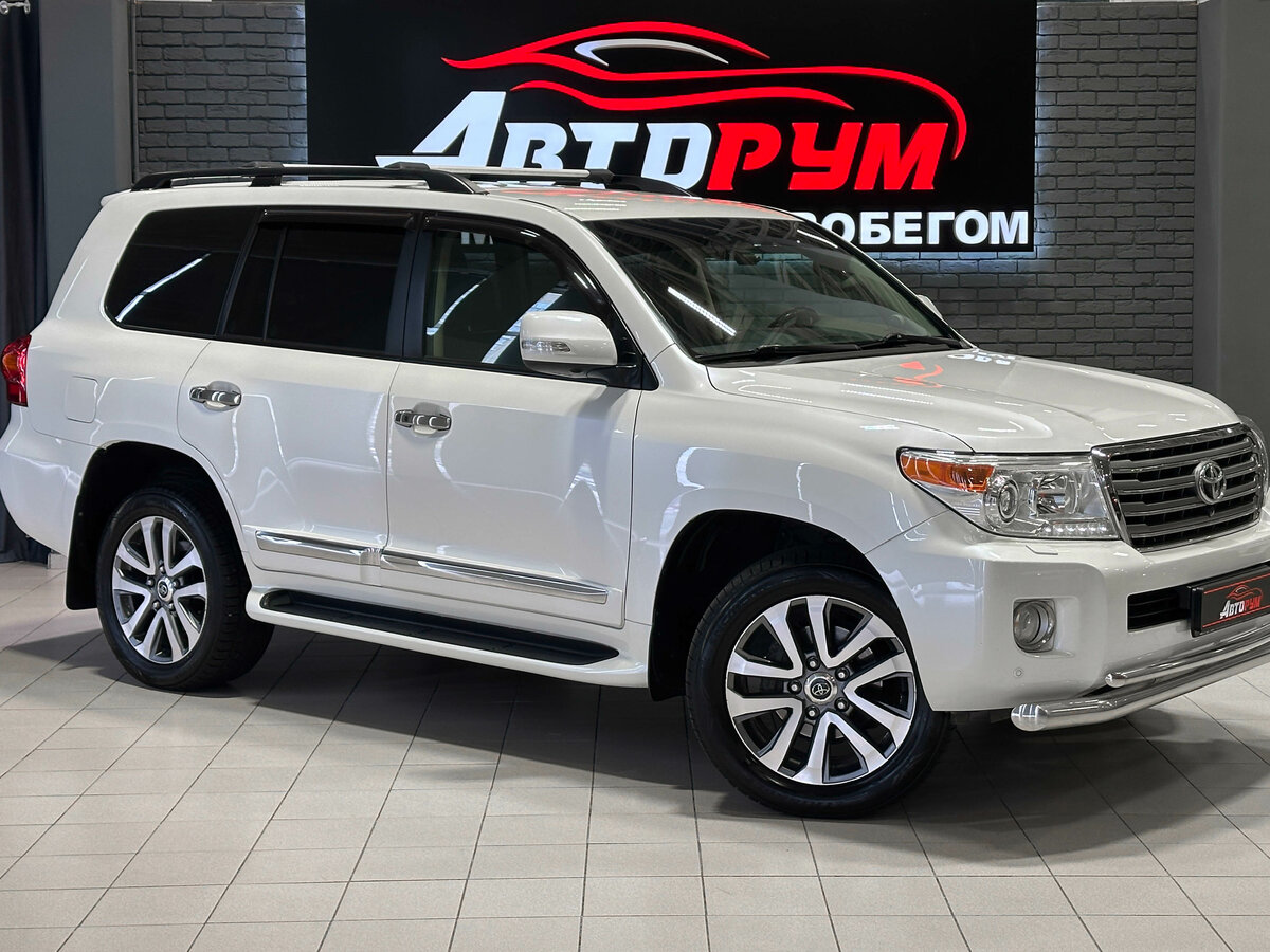 Toyota Land Cruiser 200 Series Рестайлинг 1