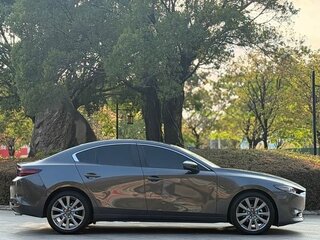 2023 Mazda 3 Axela IV (BP), серый, 1570009 рублей, вид 5