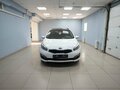 2017 Kia Ceed II Рестайлинг, белый, 1049000 рублей