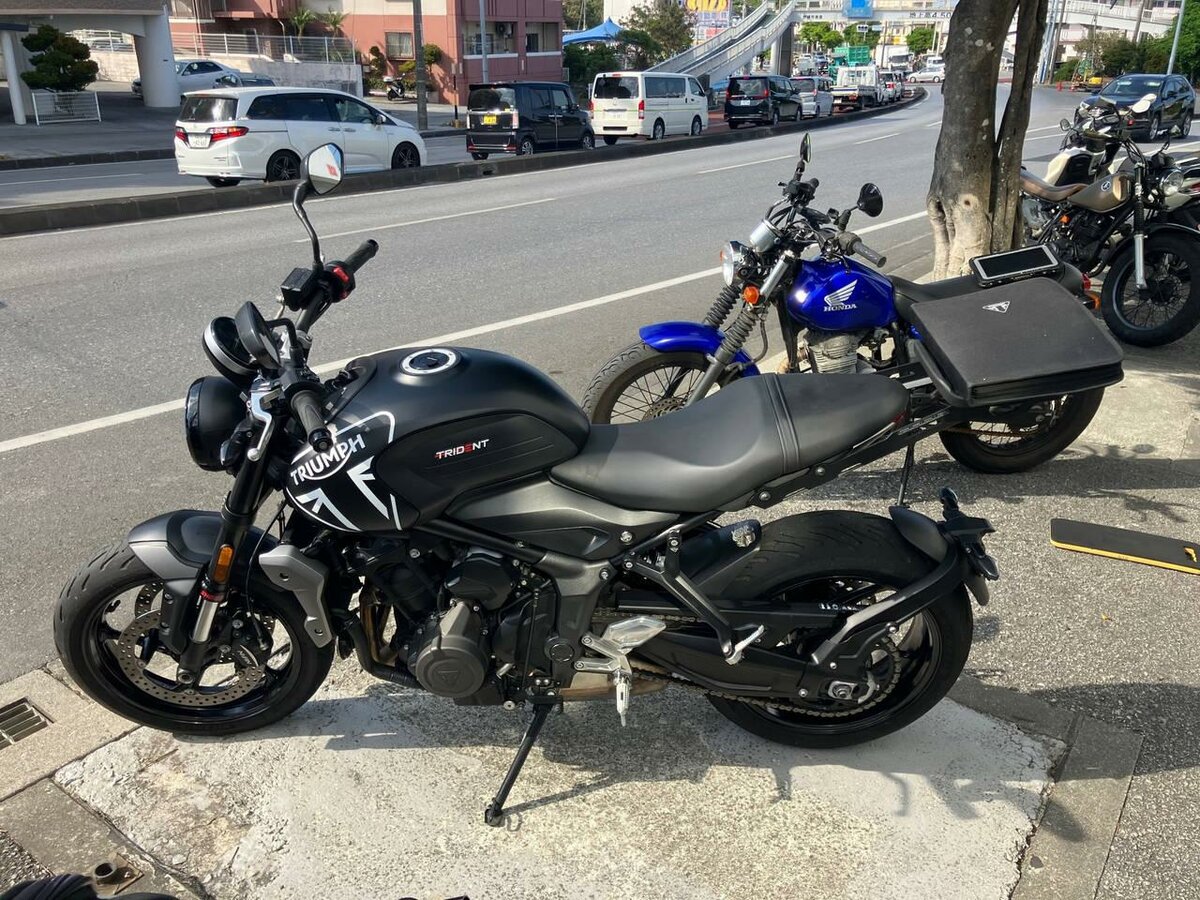 Triumph Trident 660