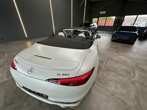 2025 Mercedes-Benz Maybach SL SL 680, белый, 35500000 рублей - вид 5