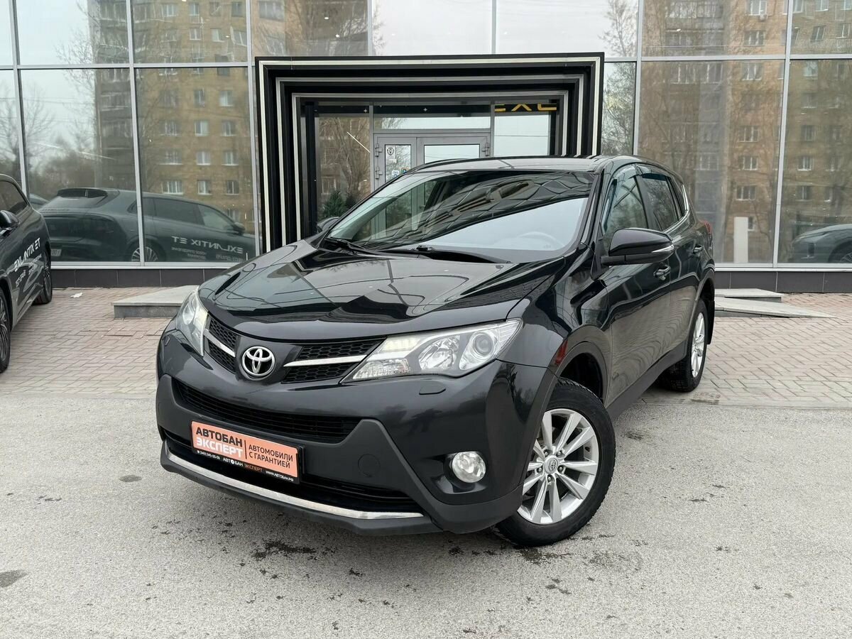 Toyota RAV4 IV (XA40)