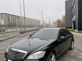 2010 Mercedes-Benz S-Класс 350 Long V (W221) Рестайлинг, чёрный, 1570000 рублей, вид 1