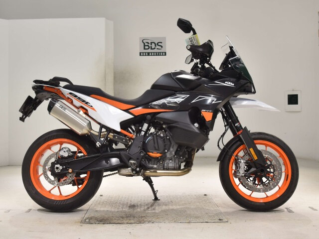 KTM 890 SMT