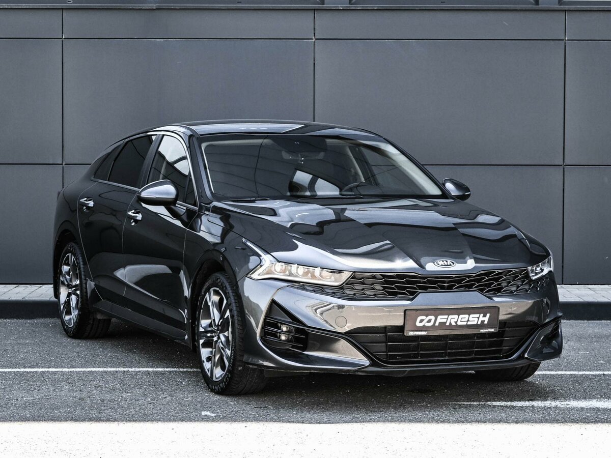 Kia K5 III