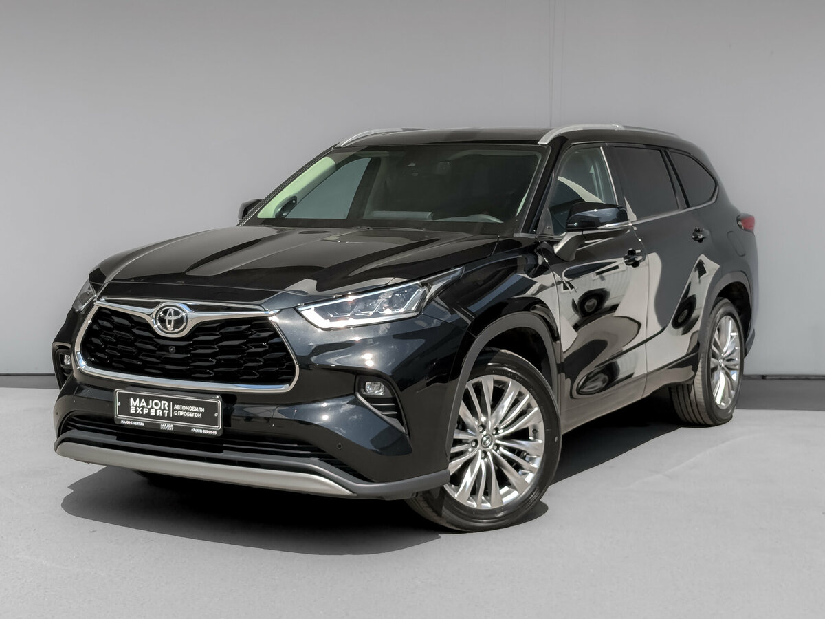 Toyota Highlander IV (U70)