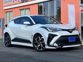 2022 Toyota C-HR I Рестайлинг, белый, 1756000 рублей, вид 1