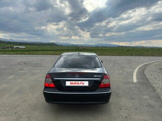 2007 Mercedes-Benz E-Класс 230 III (W211, S211) Рестайлинг, чёрный, 880000 рублей, вид 4