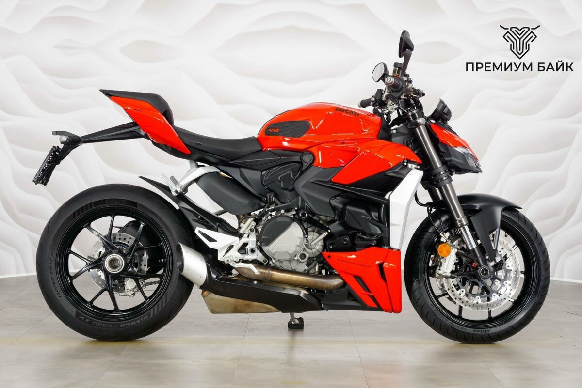 Ducati Streetfighter V2