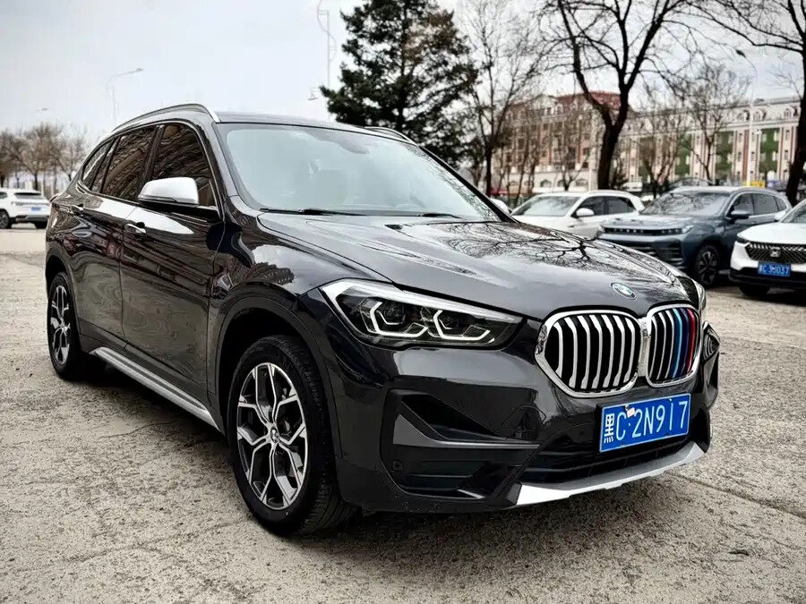 BMW X1 18i sDrive II (F48) Рестайлинг