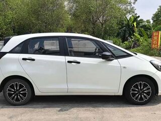 2021 Honda Fit IV, белый, 1300000 рублей, вид 2
