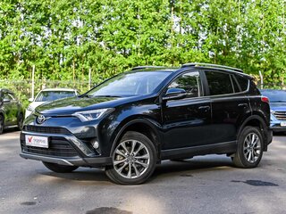 2017 Toyota RAV4 IV (XA40) Рестайлинг, чёрный, 2472000 рублей, вид 1
