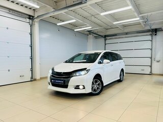2012 Toyota Wish II Рестайлинг, белый, 1749999 рублей, вид 1