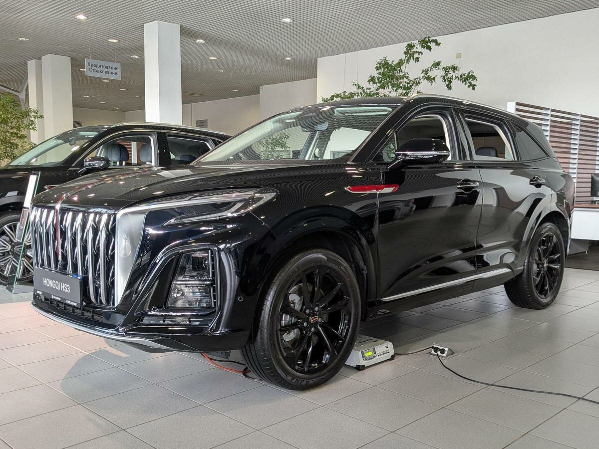 Hongqi HS3