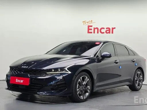 Kia K5 III