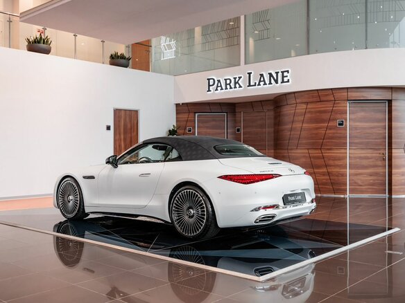 2025 Mercedes-Benz Maybach SL SL 680, белый, 36890000 рублей - вид 3