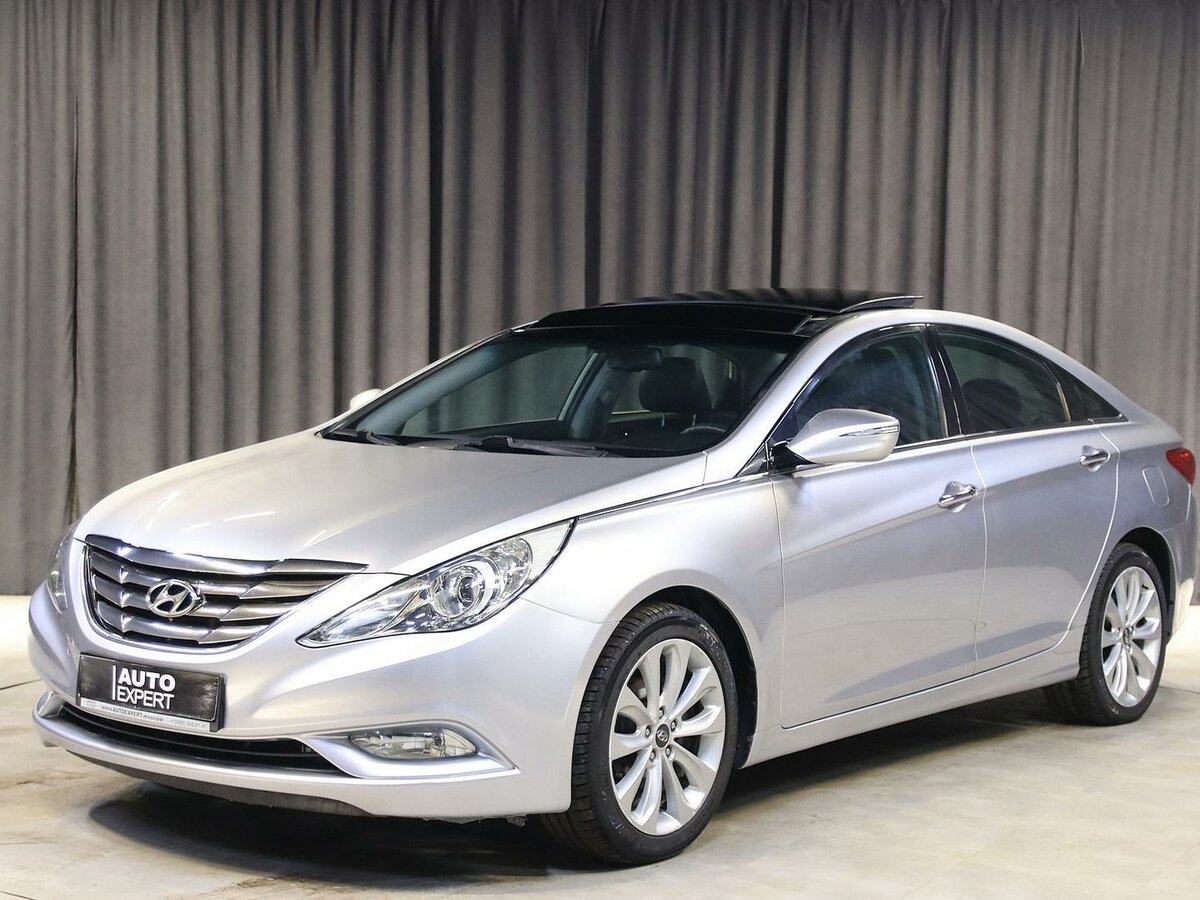 Hyundai Sonata VI (YF)