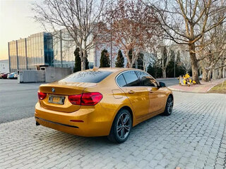 2017 BMW 1 серии 118i III (F52), золотистый, 1350000 рублей, вид 3