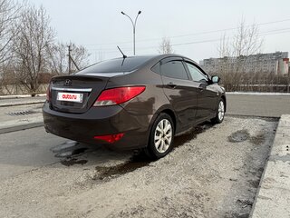 2015 Hyundai Solaris I Рестайлинг, коричневый, 600000 рублей, вид 5